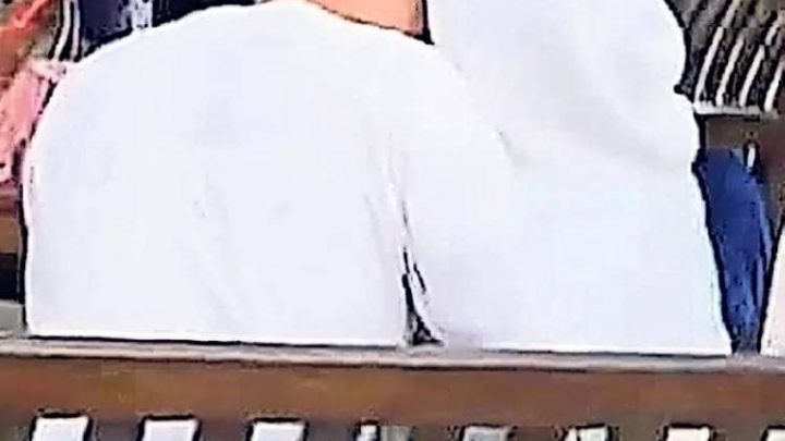 وێنەیەکی دێلی عەلی بڵاوبویەوە لە کاتی ماچکردنی کچەکەی گواردیۆلادا